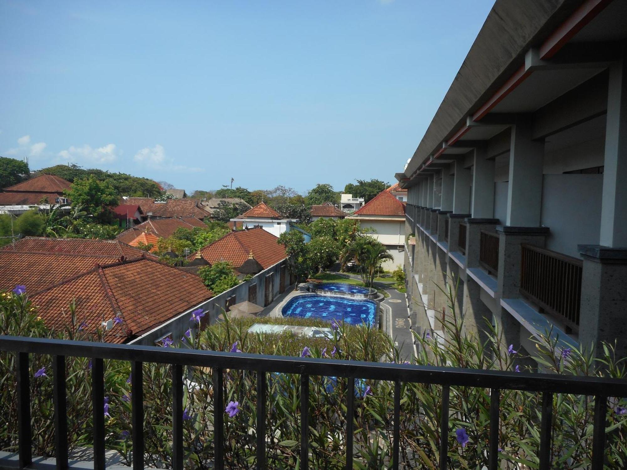 Hotel Grand Sinar Indah à Legian Extérieur photo